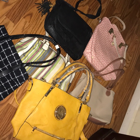 Purses - Picture 4 of 4